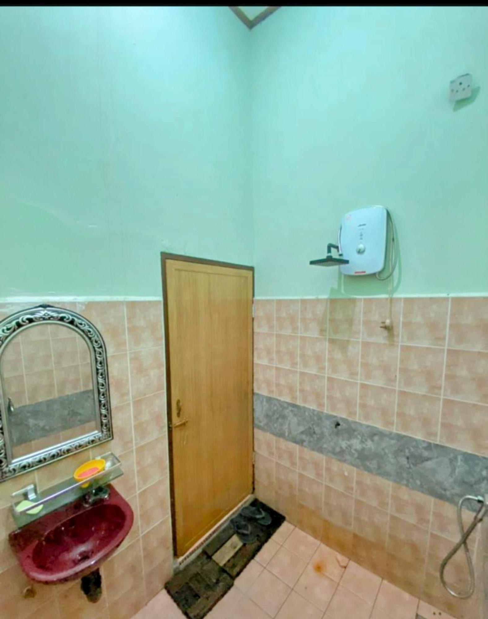 Apartamento Umah Mama Kuala Terengganu Exterior foto